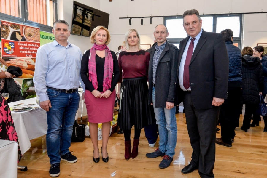U Domitrovcu  predstavljena knjiga recepata &bdquo;Zelje na veselje&ldquo;