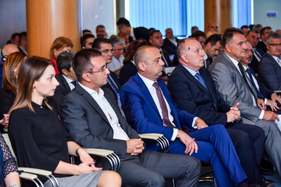 Župan Čačić u ime Skup&scaron;tine europskih regija otvorio Regionalni poslovni forum u Novome Sadu