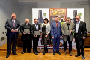 Varaždinsko bučino ulje, vrhunski proizvod svjetske kvalitete, dobilo monografiju: &bdquo;Ovo je remek-djelo&ldquo;