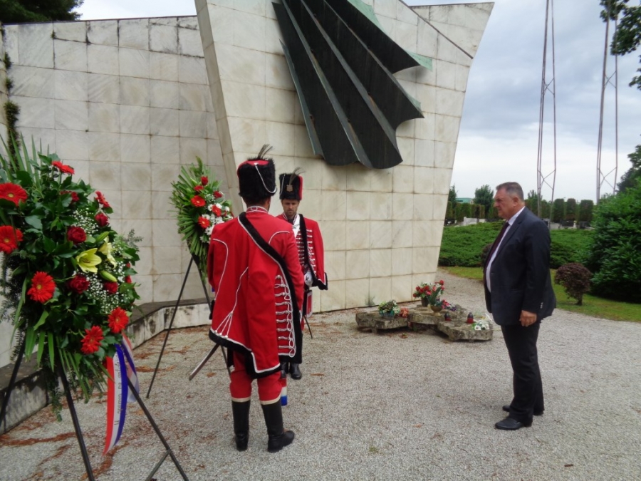 Župan Radimir Čačić odao počast poginulim antifa&scaron;ističkim borcima