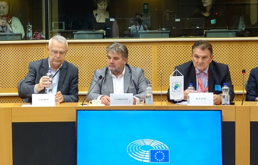 Župan Čačić u Europskom parlamentu predsjedavao panelom o suradnji regionalnih organizacija