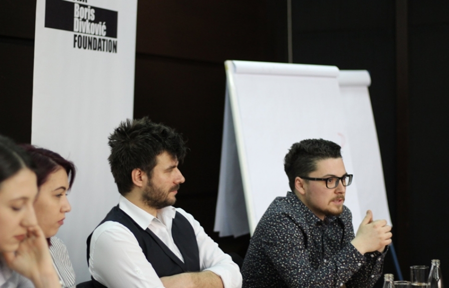 Okrugli stol "Uče&scaron;će mladih u politici"