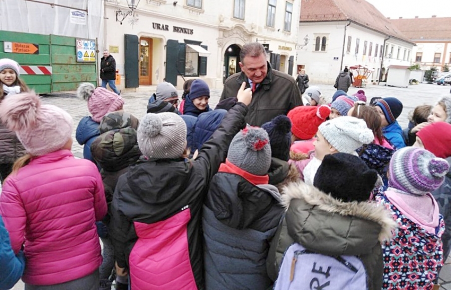 Županijsku palaču posjetili učenici 6. osnovne &scaron;kole Varaždin