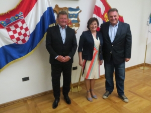 Zavr&scaron;na folklorna gala večer odu&scaron;evila građane, župan priredio prijem za predstavnike slovenskih općina