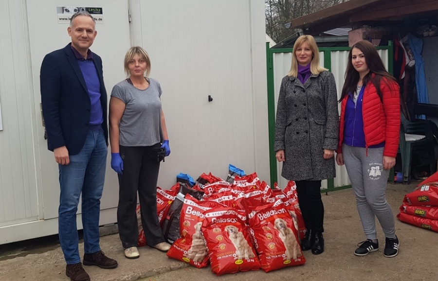 Gradska organizacija Reformista Varaždin Udruzi Spas donirala 200 kg hrane  za pse
