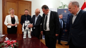 Projekt STEM Lab: Centri izvrsnosti Varaždinske županije dobivaju laboratorij u kojem će razvijati vlastita učila i robote