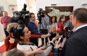 Župan sa suradnicima u Županijskoj palači primio predstavnike medija
