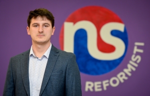 Upravo zbog ovakvih političkih odluka mladi okreću leđa politici