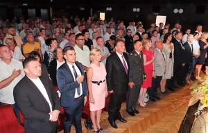 Na svečanoj sjednici povodom Dana Grada Petrinje sudjelovali i župan Radimir Čačić i posebna savjetnica župana Natalija Martinčević