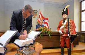 Upisivanjem u Knjigu instalacija započeli Dani Varaždinske županije