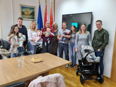 Općina Trnovec Bartolovečki podijelila naknade za novorođenčad