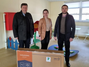PRE-KOM donirao televizor dječjem vrtiću ''Vlakić'' u Martijancu
