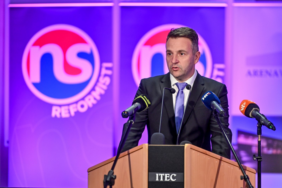 Kre&scaron;imir Horvat i Jasminka Topolko uputili su nekoliko inicijativa prema gradonačelniku Dubravku Biliću i predsjedniku Gradskog vijeća Darku Jagiću